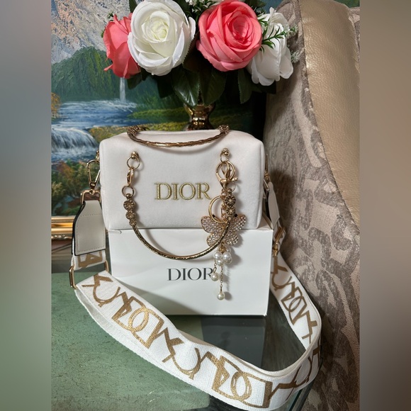 Dior Large Limited Edition White Beauty Bag to Crossbody Bag Rare Find - Picture 1 of 14